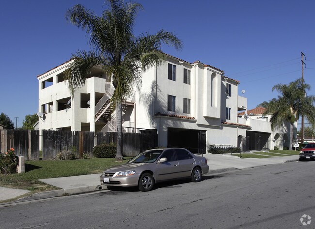 Building Photo - Valencia Terrace Apartments