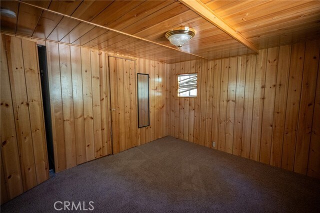 Building Photo - 2462 Spring Dr