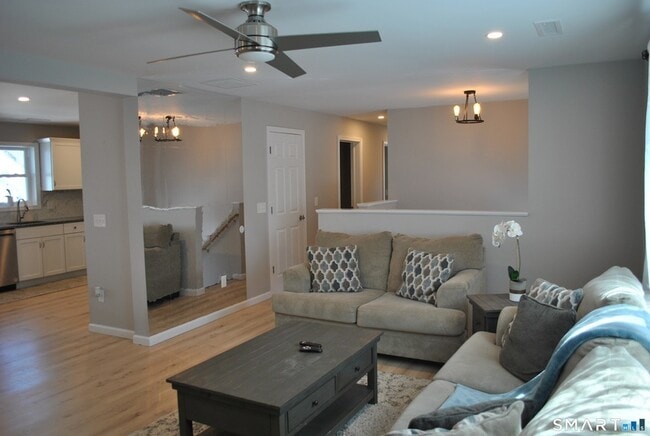 Building Photo - 3 Bostwick Pl