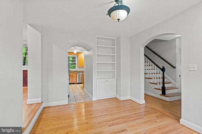 Building Photo - 5222 Duvall Dr