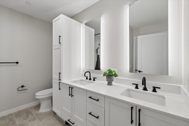 Building Photo - 18 Artisan Dr