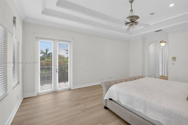 Building Photo - 9597 Bridgebrook Dr