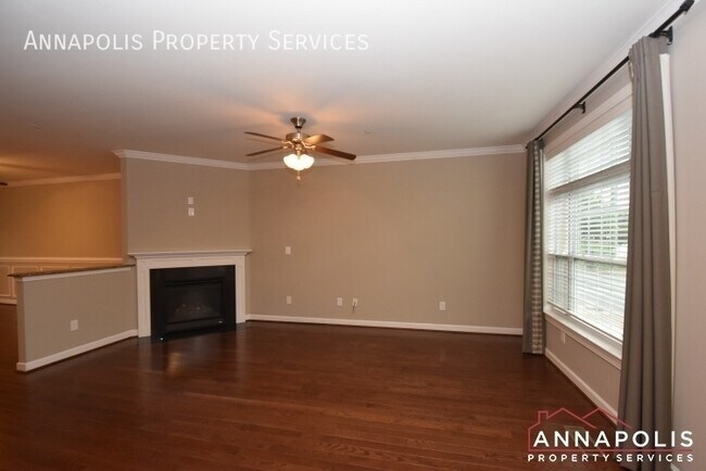 Building Photo - 102 Carraway Ln