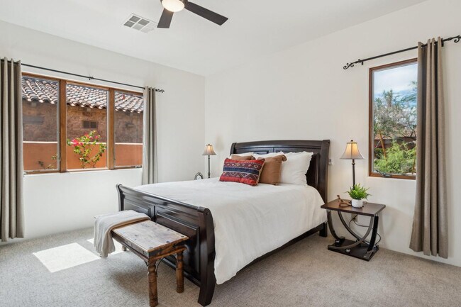 Building Photo - 7701 E Golden Eagle Cir