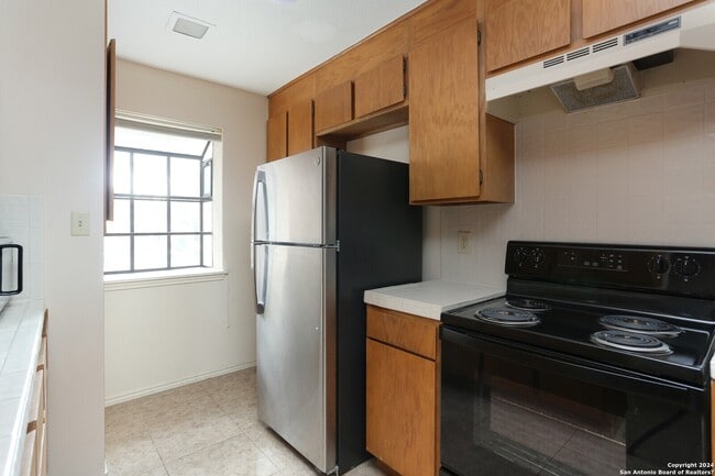 Building Photo - 11815 Vance Jackson Rd