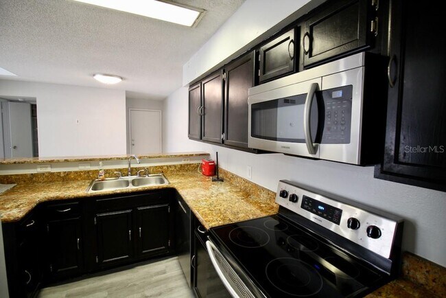 Building Photo - 4663 Cason Cove Dr