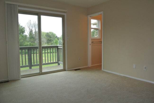 Building Photo - Boulder Townhome 3 bed, 2.5 bath