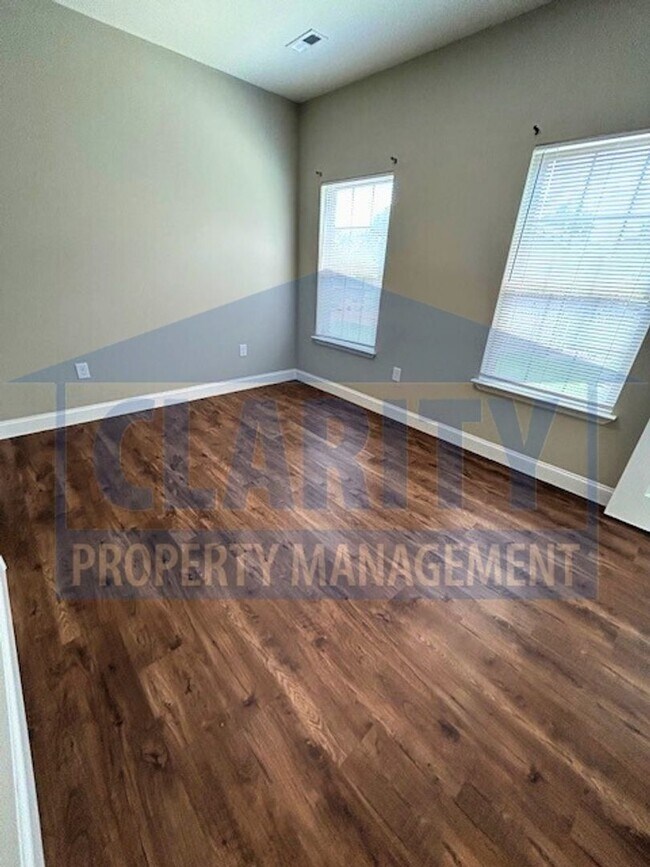 Building Photo - ***Coming soon!!***