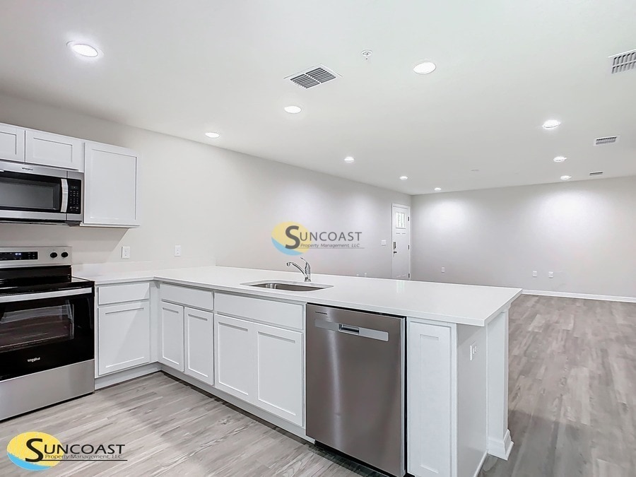 Building Photo - 3821 SW 43rd Ct