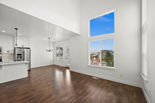 Building Photo - 15392 S Skyraider Ln