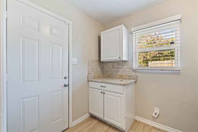 Building Photo - 8605 Grumman Dr