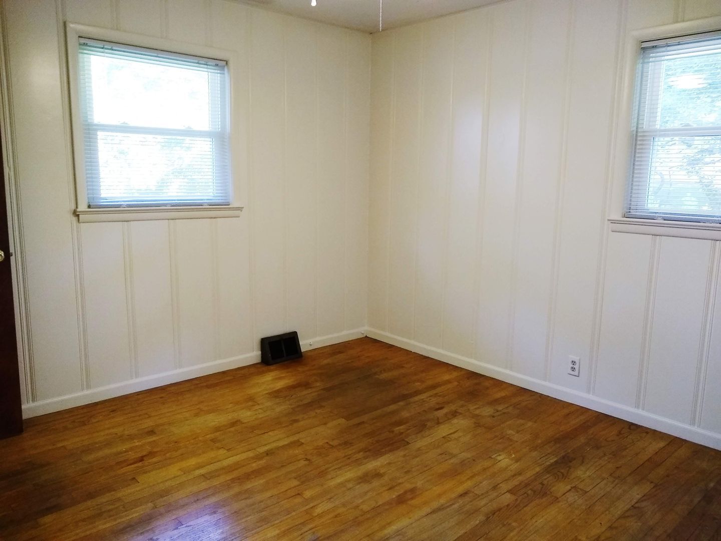 Building Photo - 218 S Hillsdale Ct