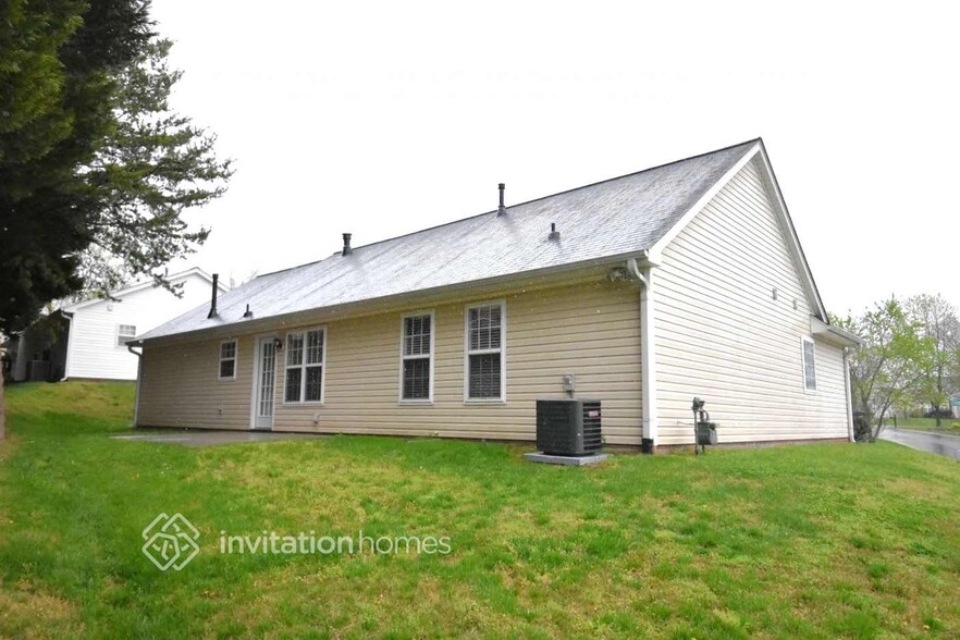 Building Photo - 199 Tilmark Dr
