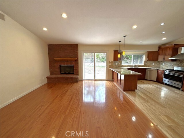Building Photo - 904 Sky Meadow Pl