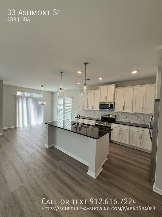 Building Photo - 33 Ashmont St