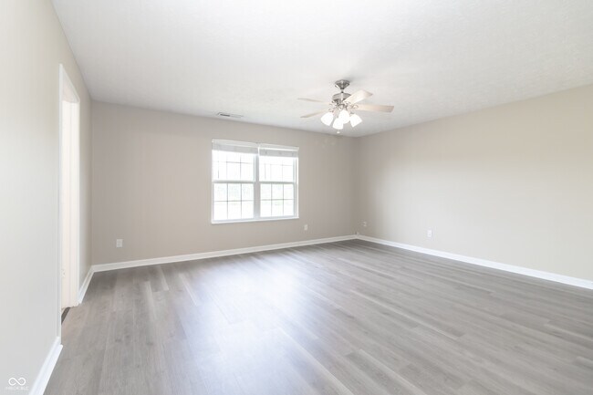 Building Photo - 2755 Bluewood Way