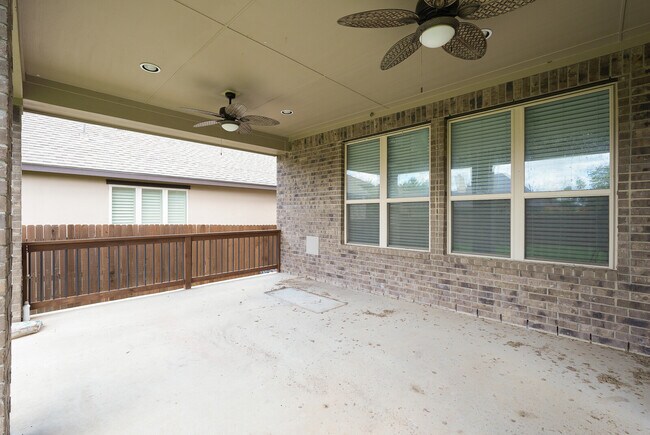 Building Photo - 7811 Rushing Creek