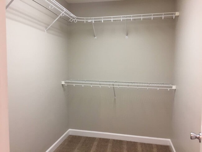 Building Photo - Charming 3BR/2BA Home with Open Split Floor Plan in Druid Oaks