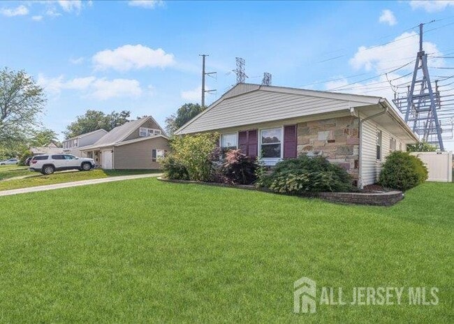 Building Photo - 57 Garland Ln
