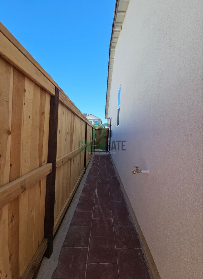 Building Photo - New Build Home Now Available in Hughson! 3 Bedroom, 2 Bath.