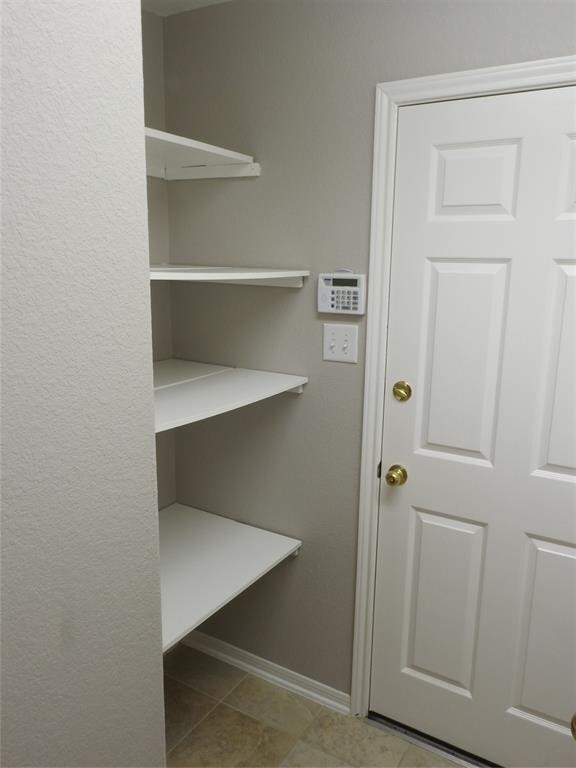 Building Photo - 21626 Shallow Glen Ln