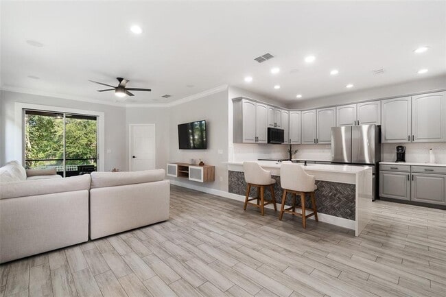 Building Photo - 5312 Tattinger Ln