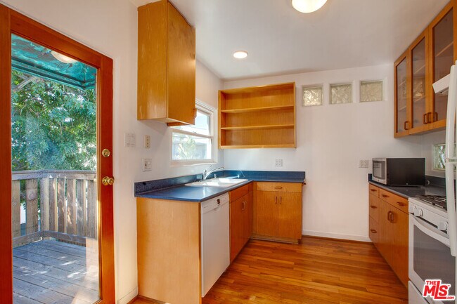 Building Photo - 2534 7th St