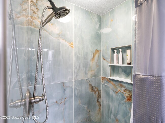 Building Photo - 4995 S Hwy A1A