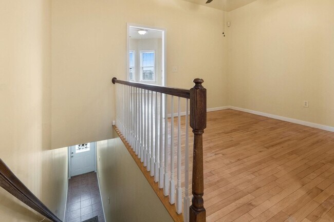 Building Photo - 155 Arlington Ave