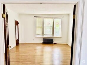 Building Photo - 34 70th St