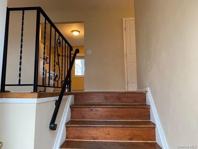 Primary Photo - 16 Broadway