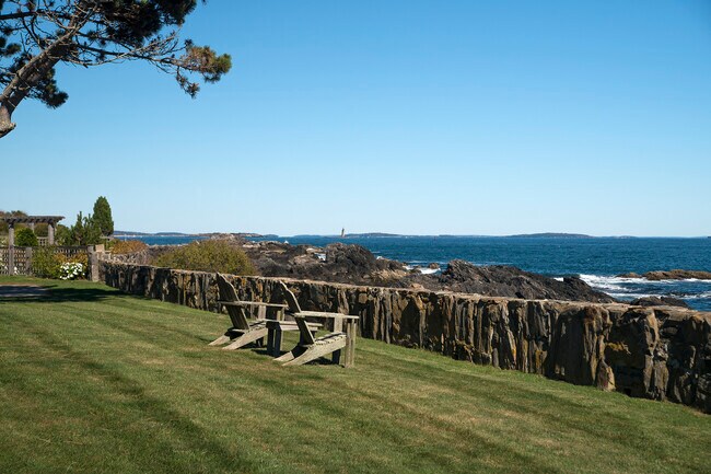 Building Photo - 7 Point Rd