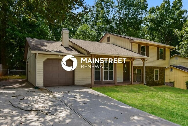Building Photo - 3 Bedroom Pet-Friendly Home in Lithonia, GA with Main Street Renewal