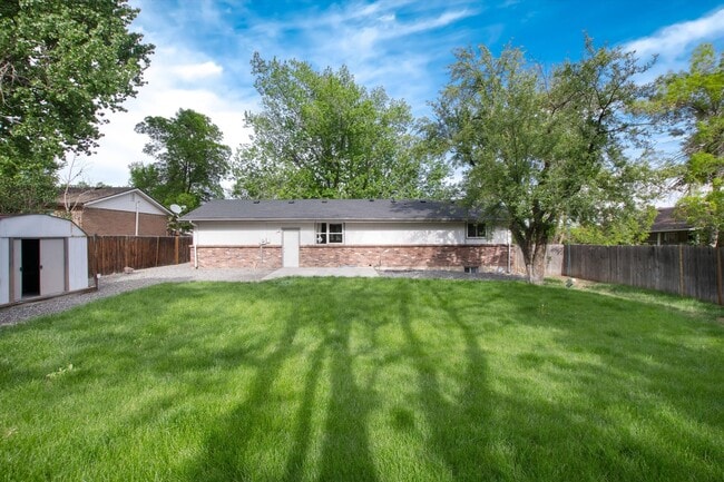 Building Photo - Awesome Littleton Ranch Home