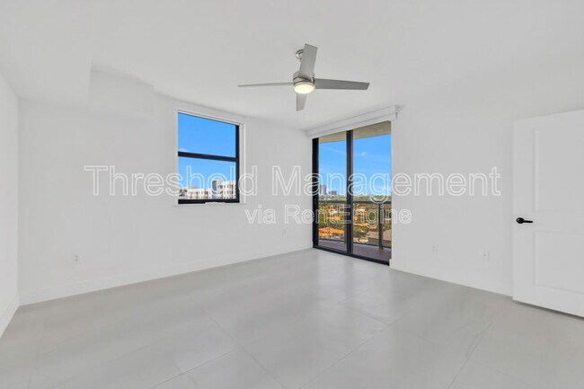 Building Photo - 2301 SW 27th Ave