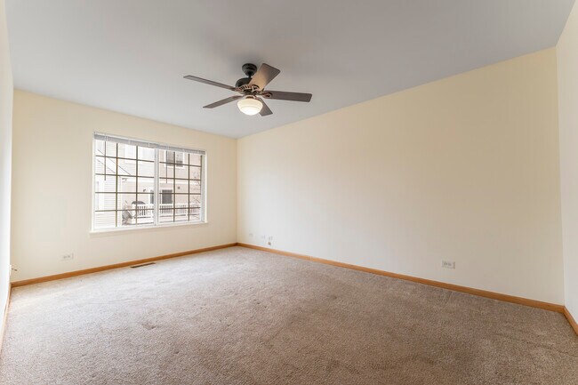 Building Photo - 61 Cantal Ct