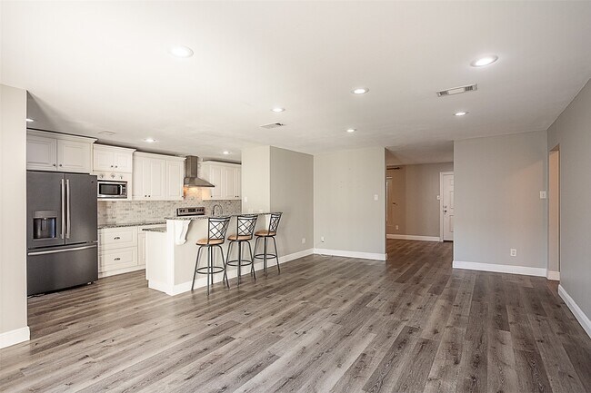 Building Photo - 1171 Park Meadow Dr