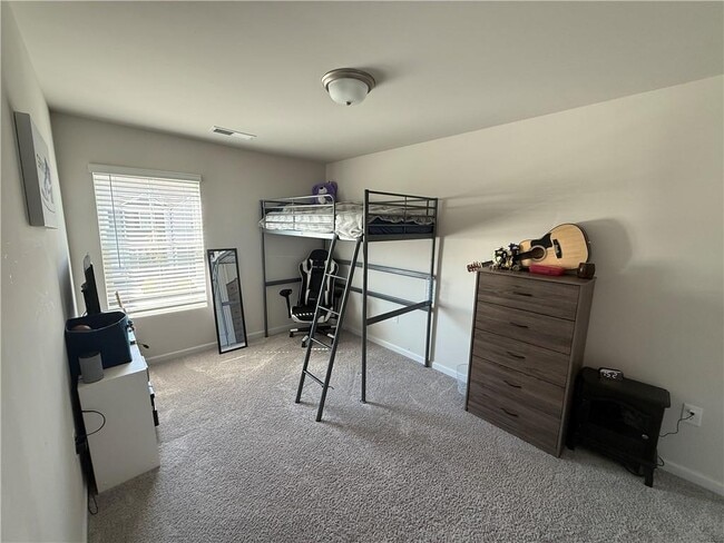 Building Photo - 209 Buckingham Ln