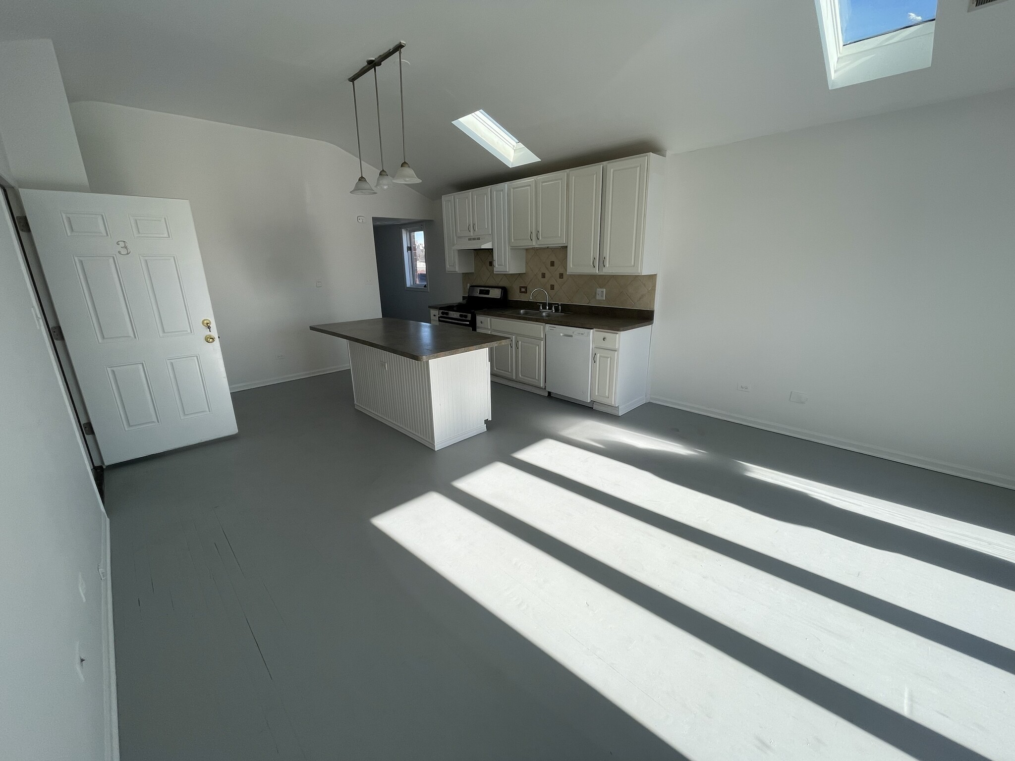 Building Photo - 2448 W Grenshaw St