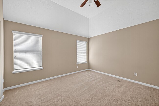 Building Photo - 10815 Lake Raven Ct