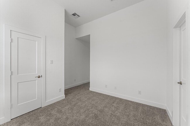 Building Photo - 21234 Black Gap Wildlife Dr