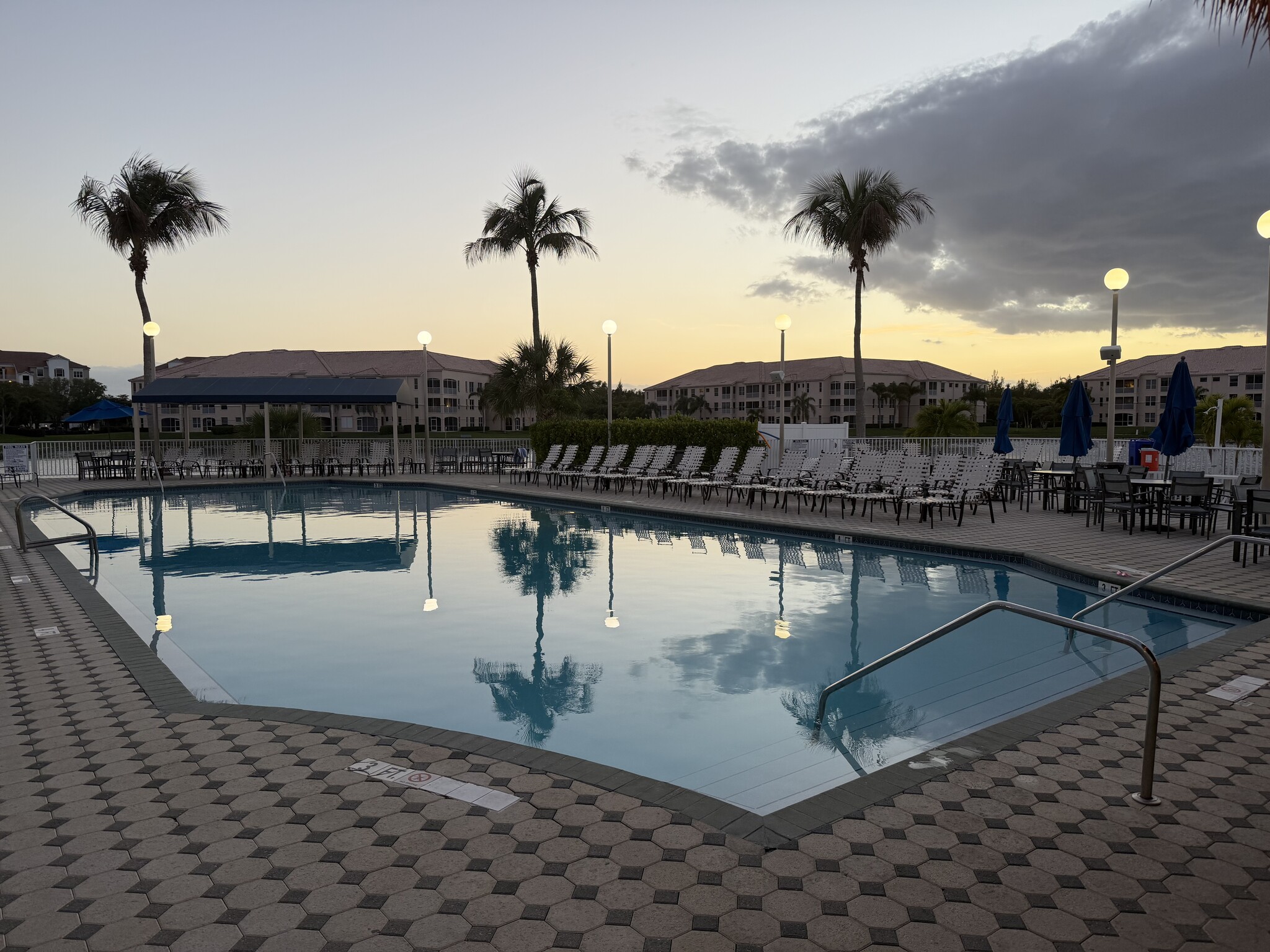 Community pool - 8899 Bristol Bnd