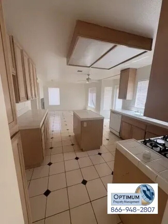 Building Photo - 17065 Grand Mammoth Pl