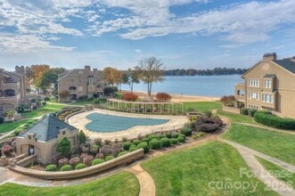 Building Photo - 639 Portside Dr