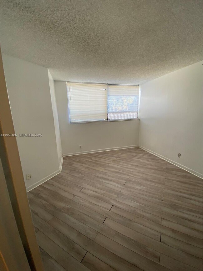 Building Photo - 1720 N Congress Ave