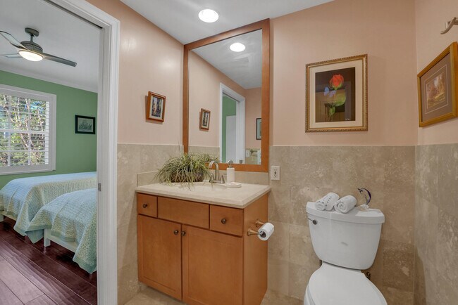 Building Photo - 2103 S Ocean Blvd