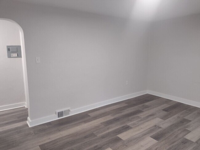 Building Photo - Beautiful Apartment for Rent