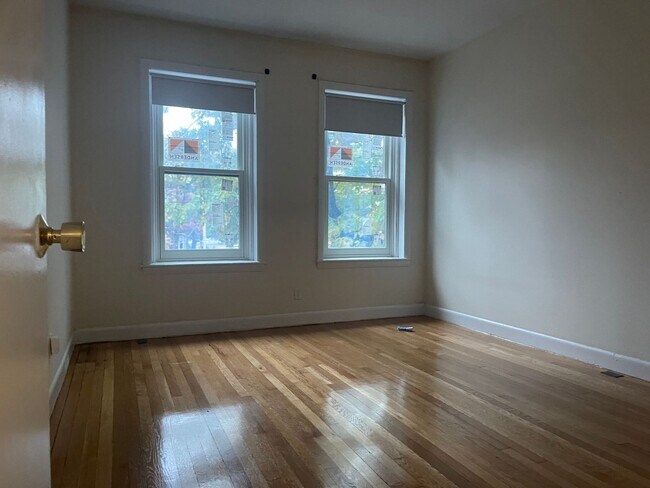 Building Photo - 1133 Commonwealth Ave