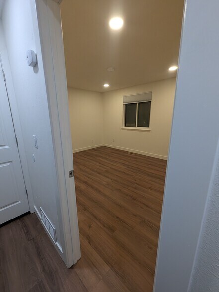 Building Photo - 8491 Rabbitbrush Way