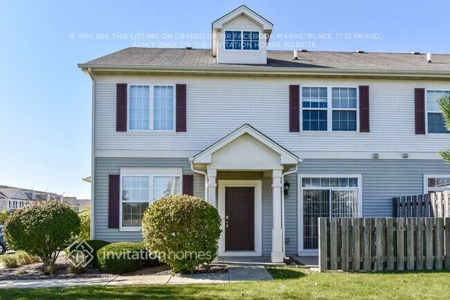 Primary Photo - 2562 Hillsboro Blvd